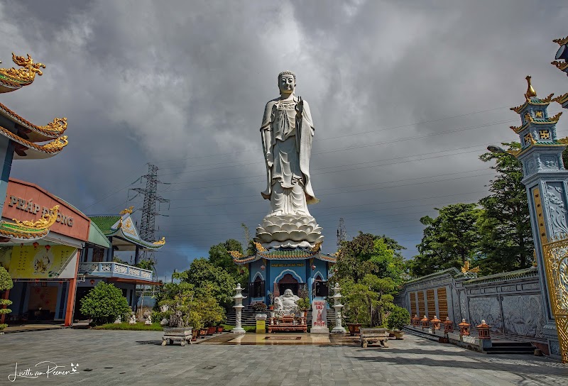 Đền Thờ Ngư Ông Phú Lộc in Da Nang