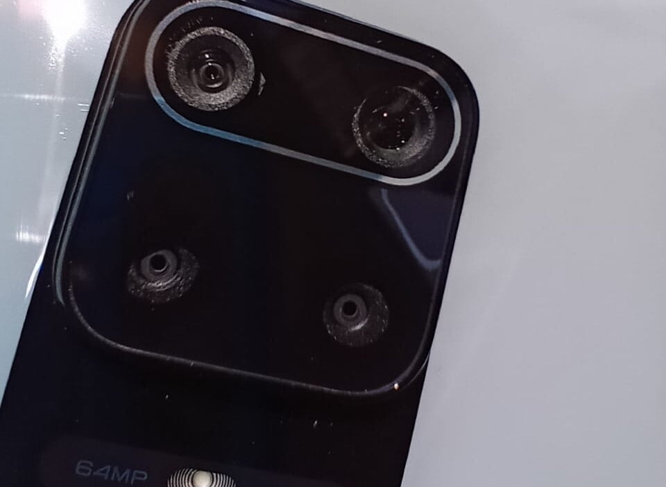 Benarkah Kamera Redmi Note 9 Pro Kemasukan Debu? Cara mengatasinya yaitu
