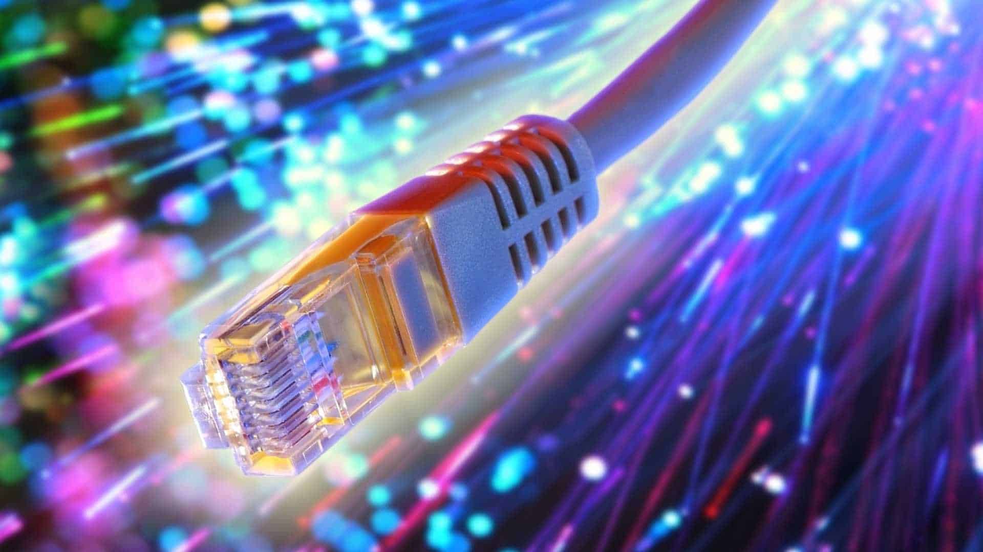 Akses-Internet-yang-Super-Cepat Akses-Internet-yang-Super-Cepat