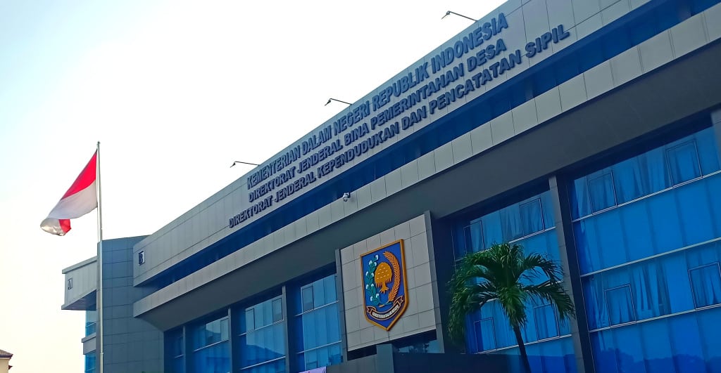 Data-Diri-Tidak-Terdaftar Data-Diri-Tidak-Terdaftar