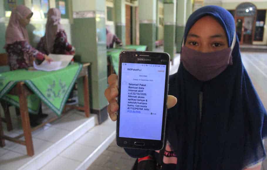 Distribusi-Bantuan-Kuota-Internet-Gratis Distribusi-Bantuan-Kuota-Internet-Gratis