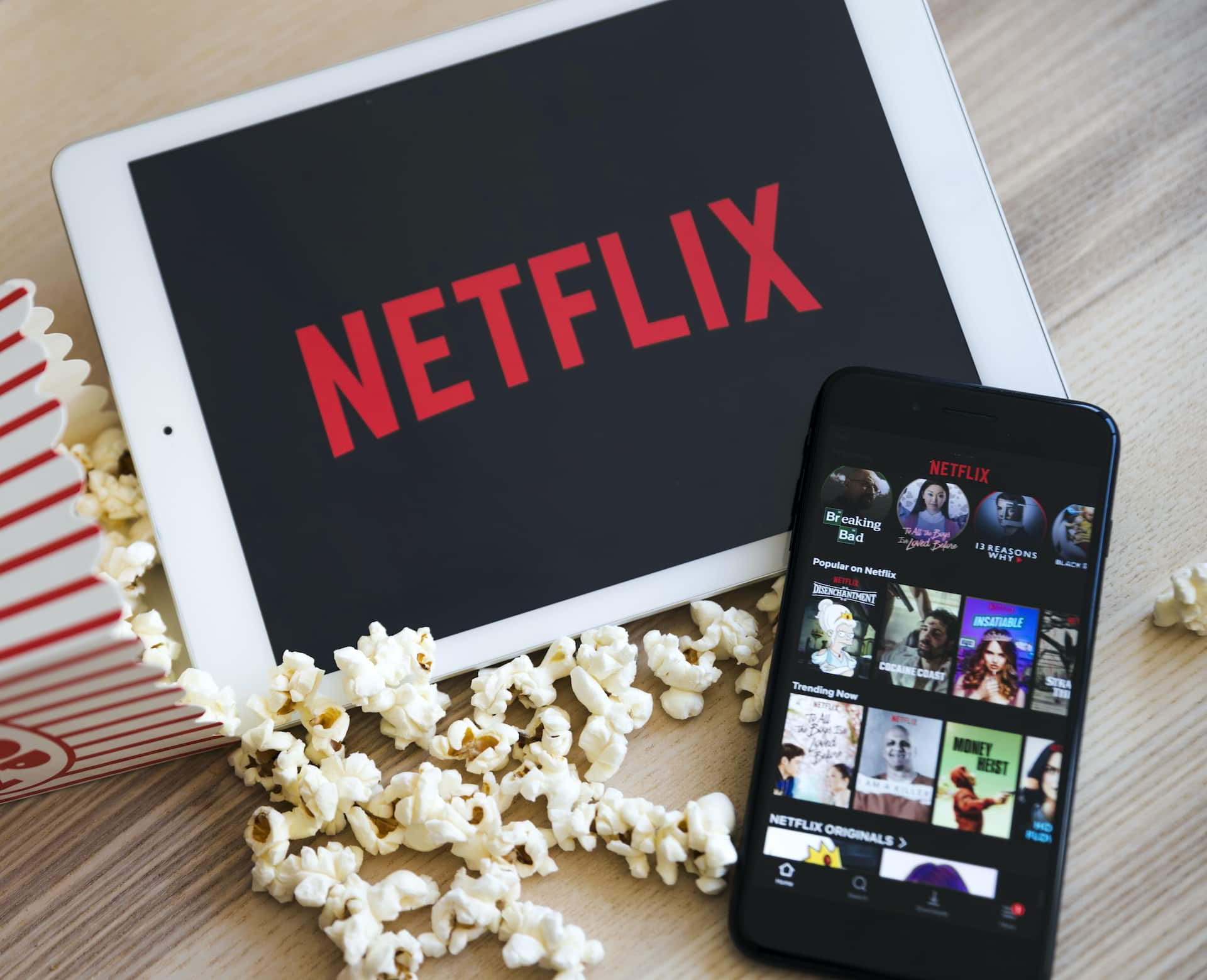 Harga-Paket-Netflix-Telkomsel Harga-Paket-Netflix-Telkomsel