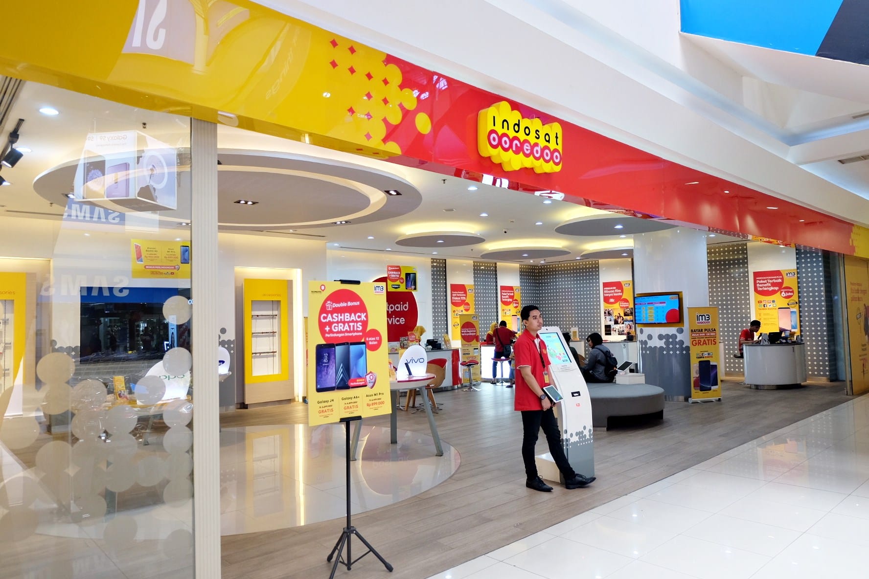 Melalui-Galeri-Indosat-secara-Langsung Melalui-Galeri-Indosat-secara-Langsung
