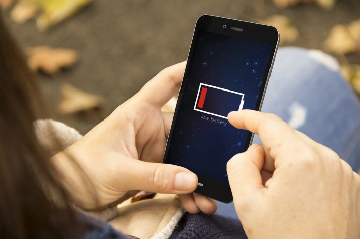 Empat Kesalahan Umum yang Membuat Baterai Smartphone Boros 2 Limbah Baterai Smartphone
