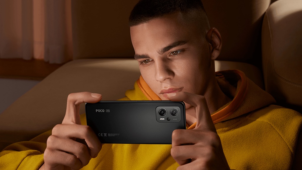 POCO X4 GT 2 POCO X4 GT
