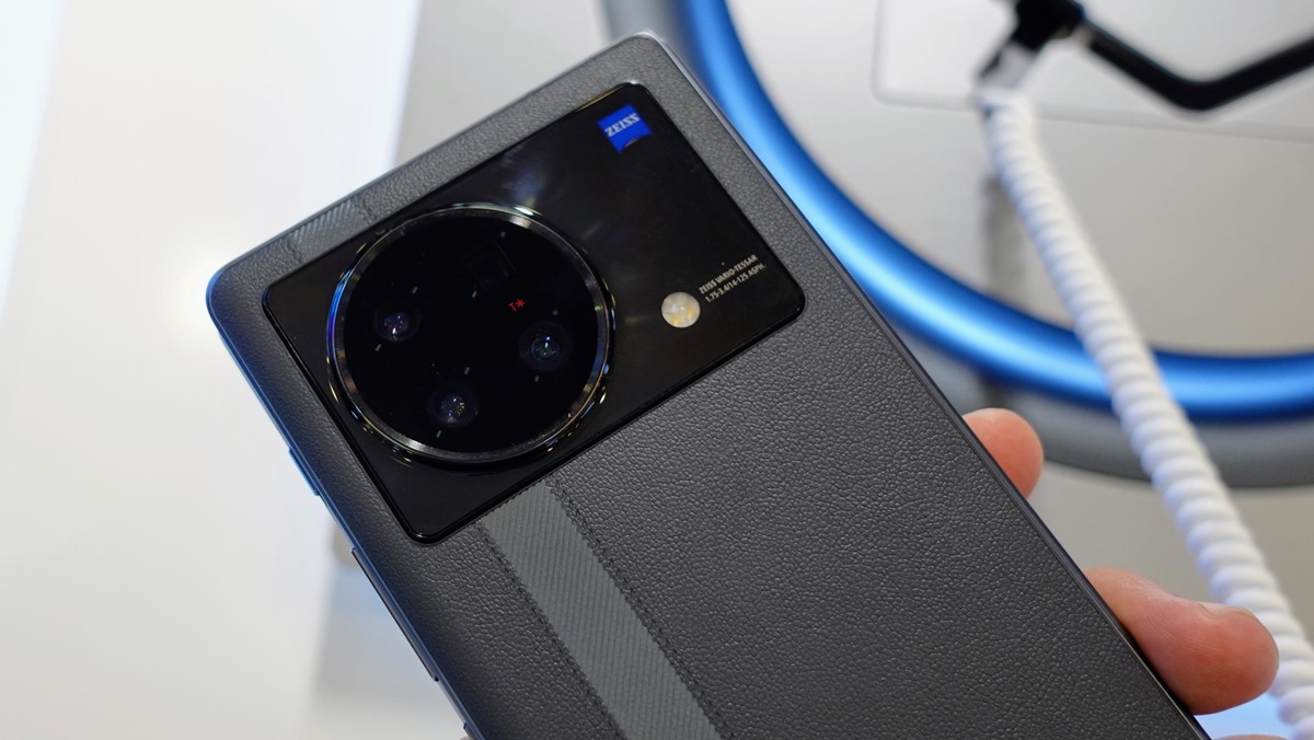 Vivo Technology Week Menampilkan Smartphone & Tablet Vivo Layar Lipat Pertama di Indonesia 59 vivo X Lipat