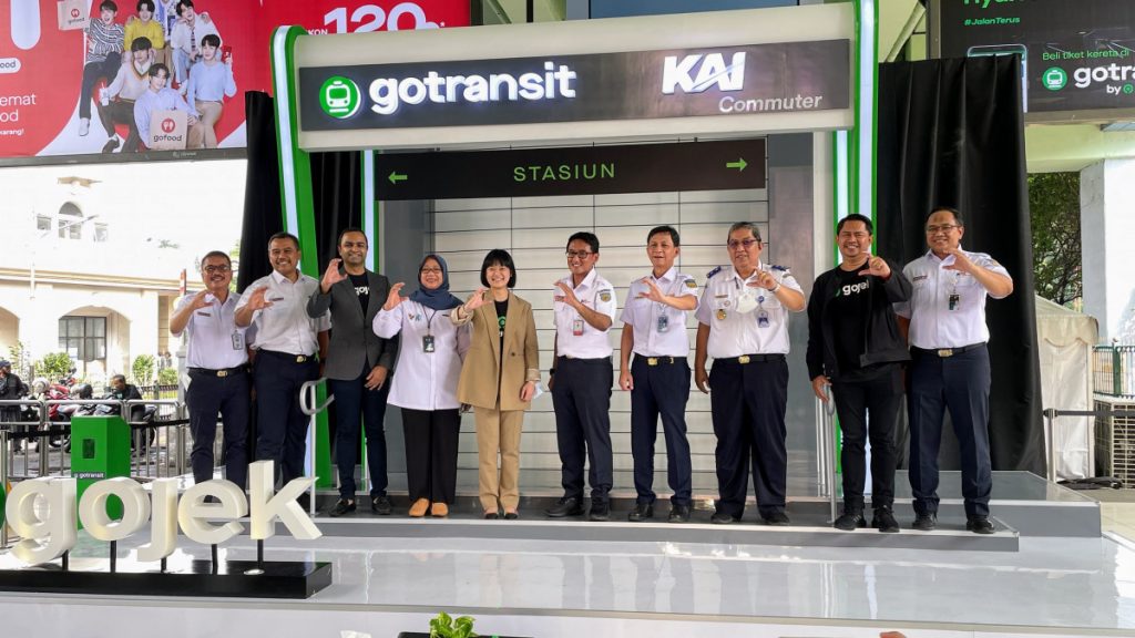 Google dan Facebook Terancam Diblokir Jika Tidak Laporkan PSE 57 Gojek Go Transit