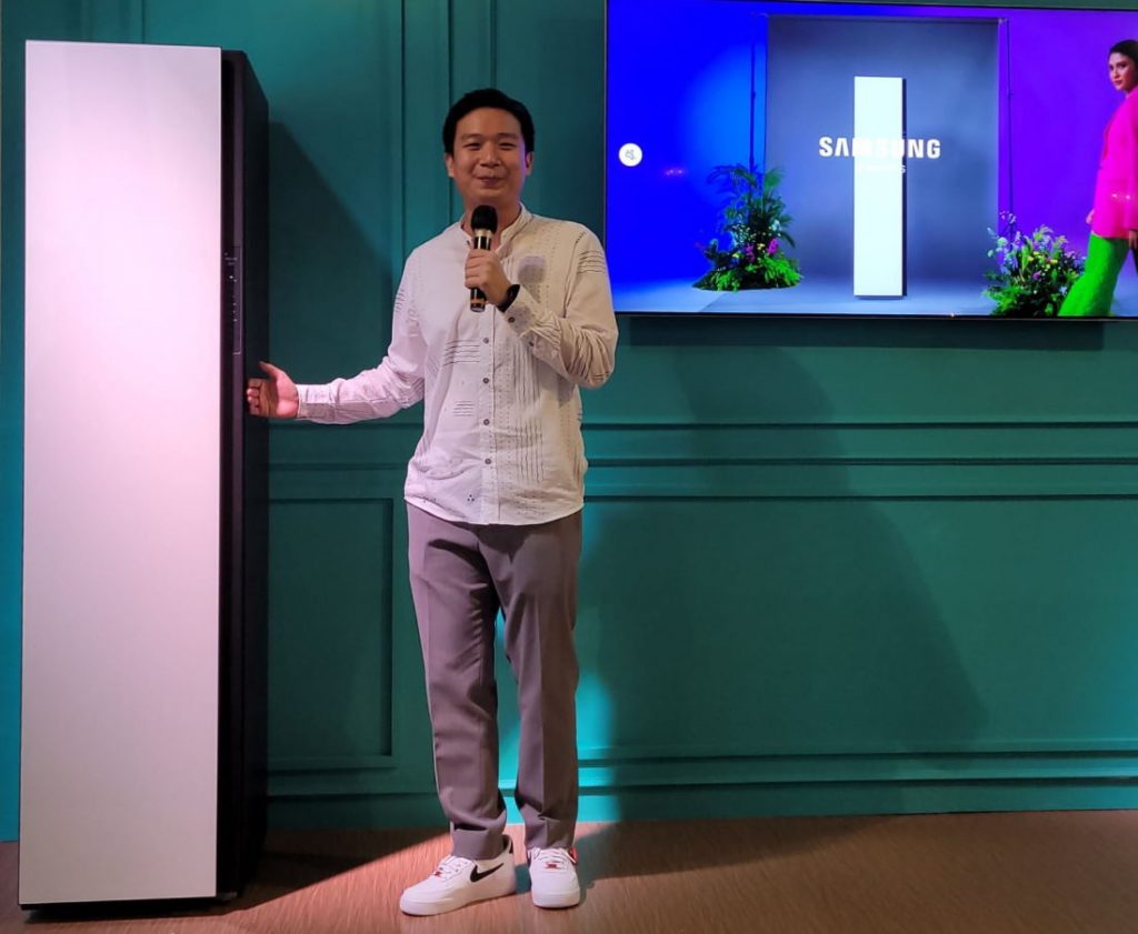 Samsung Bespoke AirDresser, Lemari Pakaian Canggih dengan Fitur Perawatan Batik Harga Rp 24 Juta 58 Samsung Bespoke AirDresser BatikCare