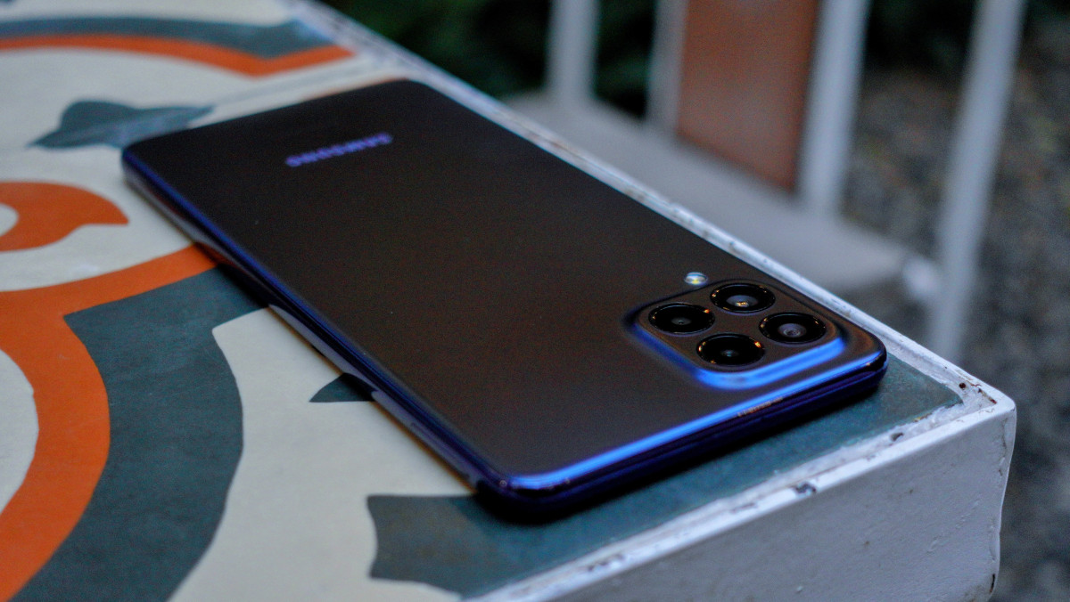 Review Samsung Galaxy M53 5G: Gantikan IP Rating dengan Kamera 108MP 53 Samsung Galaxy M53 5G