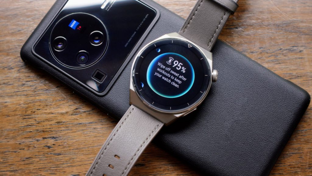 Lihat Huawei Watch GT 3 Pro: Smartwatch Unggulan All-In-One Premium 62 Huawei Menonton GT 3 Pro