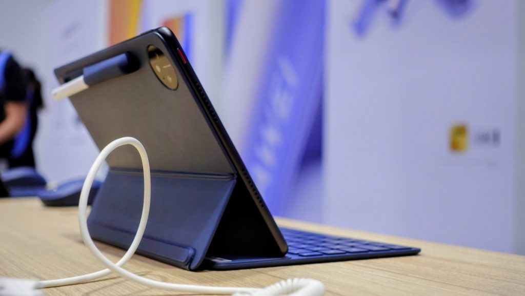 Huawei MatePad Pro 11 Jadi Tablet Perdana Terbaru dengan HarmonyOS 3.0 52 Huawei MatePad Pro 11