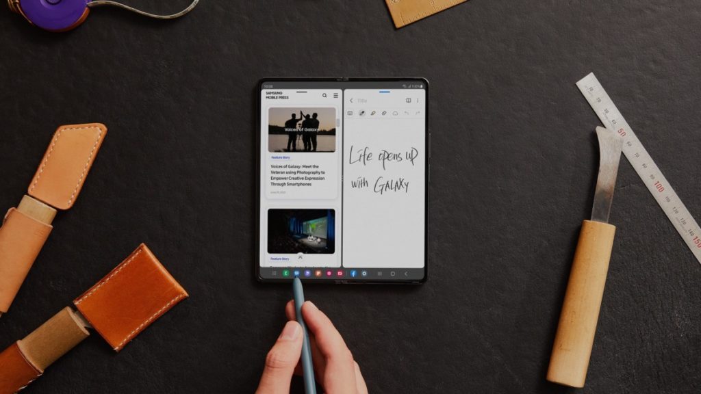 Ini Tiga Fitur Multitasking Baru Galaxy Z Fold4 5G, Tingkatkan Produktivitas! 52 Samsung Galaxy Z Lipat4 5G - 001